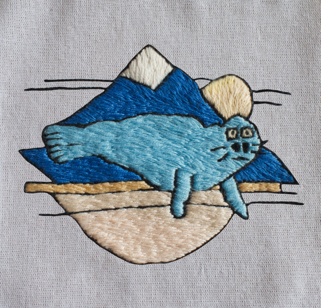Handgesticktes maritimes Robbendesign
